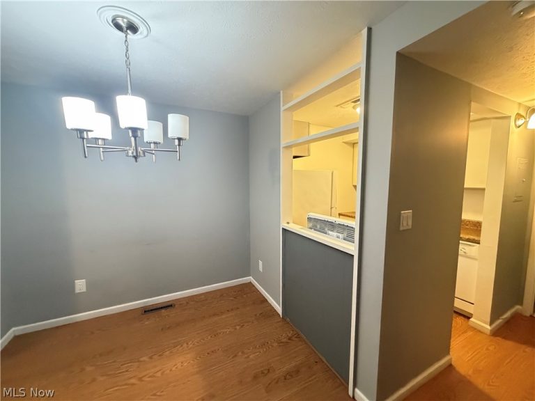 10436 Church Drive #202, Parma Heights, OH - Photo 6