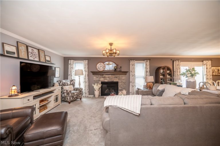 1383 Cross Cove, Austintown, OH - Photo 5