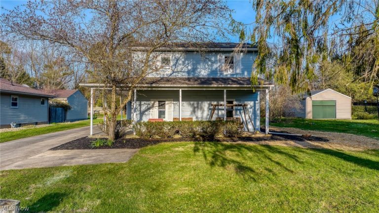 152 Harry Avenue, Munroe Falls, OH - Photo 3