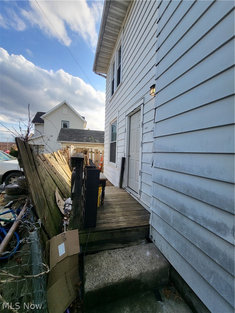 1027 Adams Street, Coshocton, OH - Photo 2