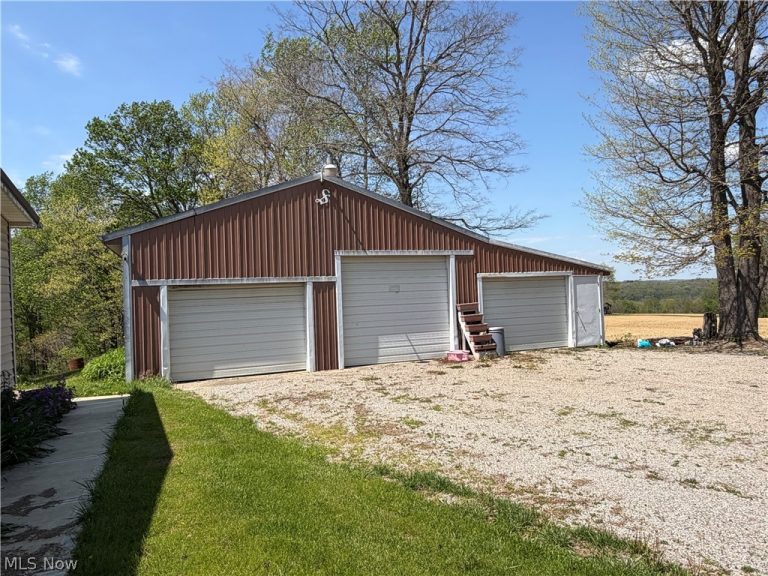 10675 Township Road 92, Somerset, OH - Photo 4