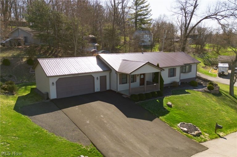 616 James Street, East Palestine, OH - Photo 4