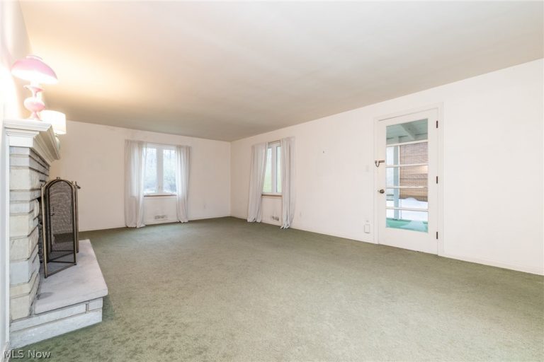 110 Meadowhill Lane, Moreland Hills, OH - Photo 3