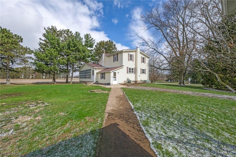 14768 Whitehead Road, LaGrange, OH - Photo 3
