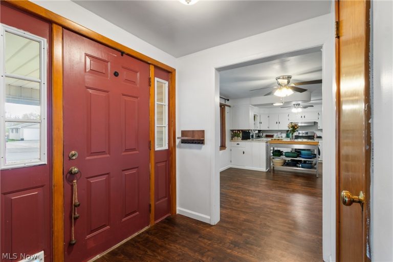 527 Main Street, Dalton, OH - Photo 6
