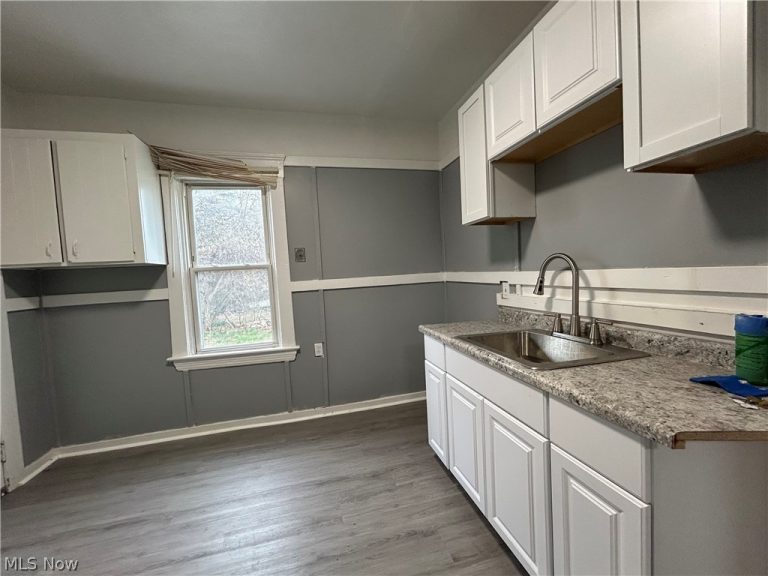 3448 69th Street #rear down, Cleveland, OH - Photo 5