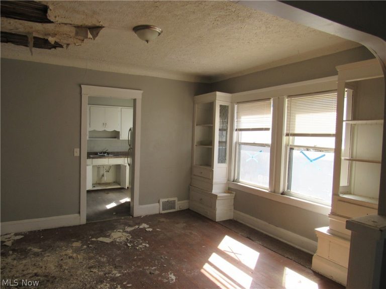 1427 133rd Street, East Cleveland, OH - Photo 6