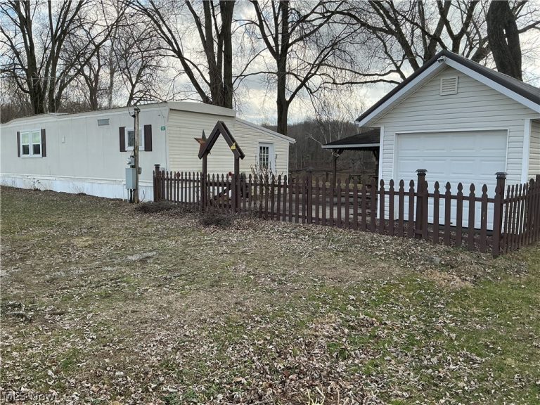 9385 River Road #33, Dresden, OH - Photo 2