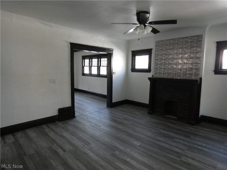 462 109th Street, Cleveland, OH - Photo 6