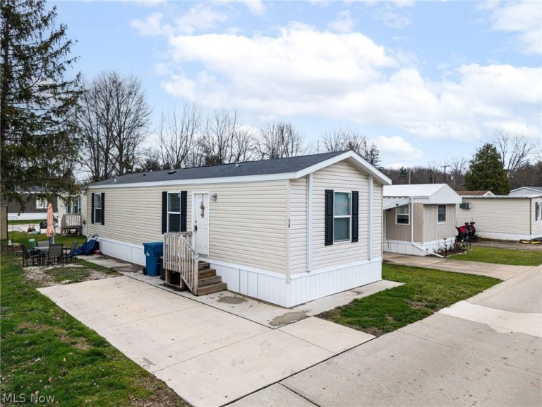 6610 Lear Nagle Road #38, North Ridgeville, OH, 44039