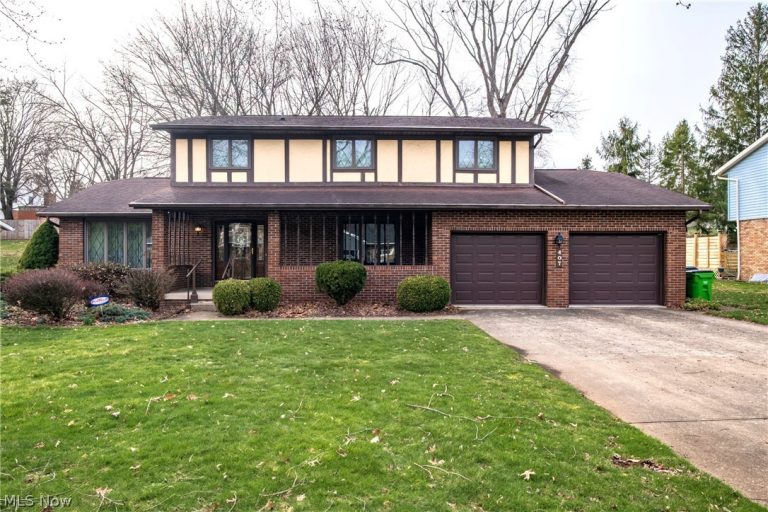 407 Eastbury Avenue, North Canton, OH - Photo 2