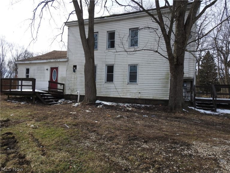 16177 Center Street, Middlefield, OH - Photo 4