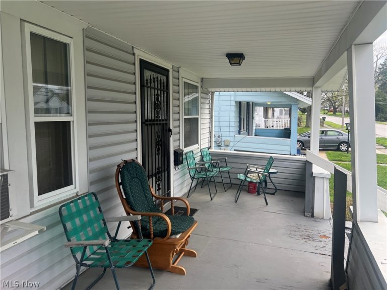 1365 Prospect Street, Barberton, OH - Photo 6