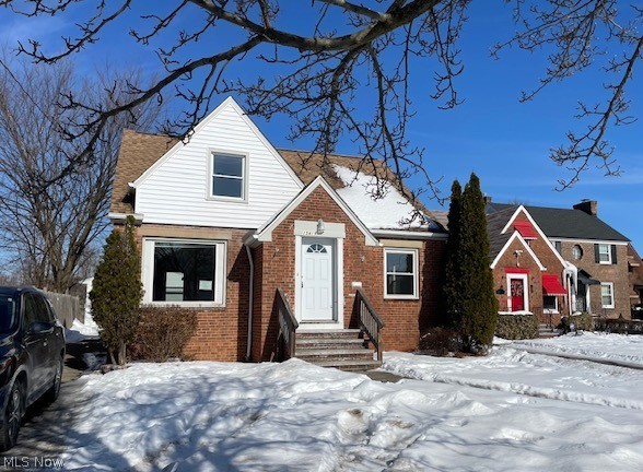 15419 Invermere Avenue, Cleveland, OH, 44128