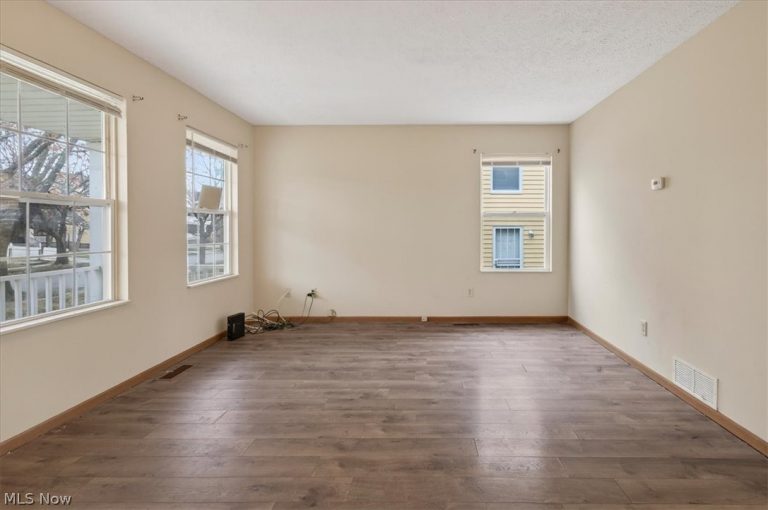 3381 135th Street, Cleveland, OH - Photo 4