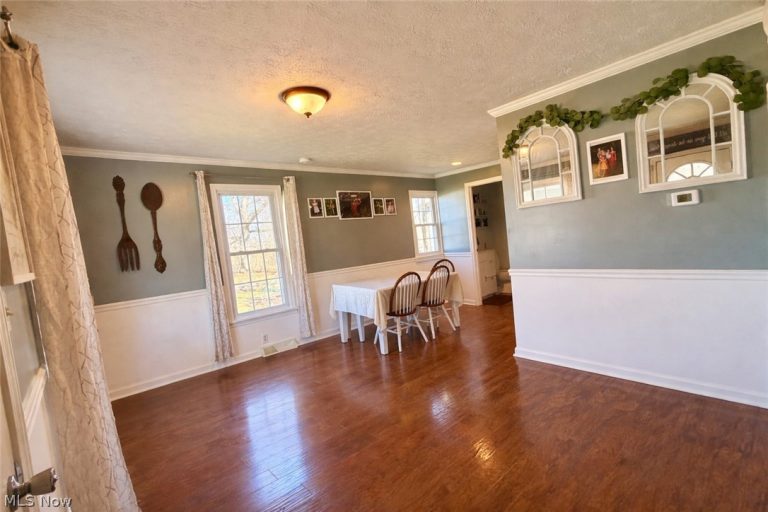 6134 Mahoning Avenue, Warren, OH - Photo 2