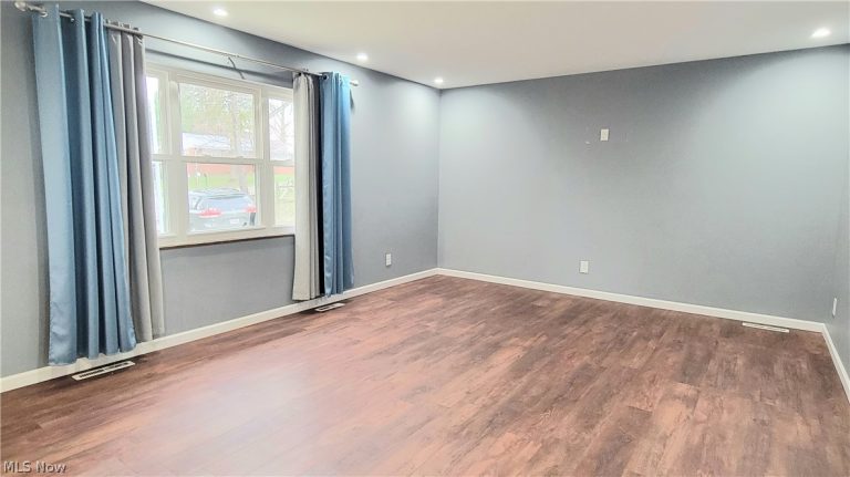 107 Nelson Avenue, Marietta, OH - Photo 4