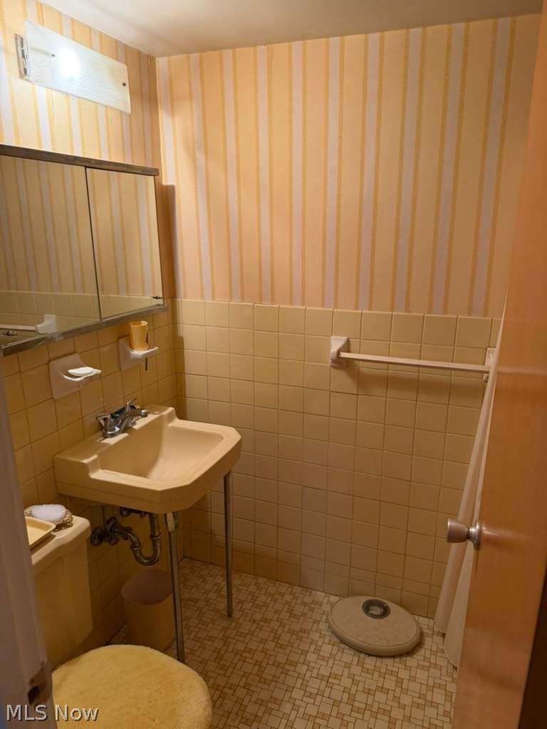 16100 Van Aken Boulevard, Shaker Heights, OH - Photo 8