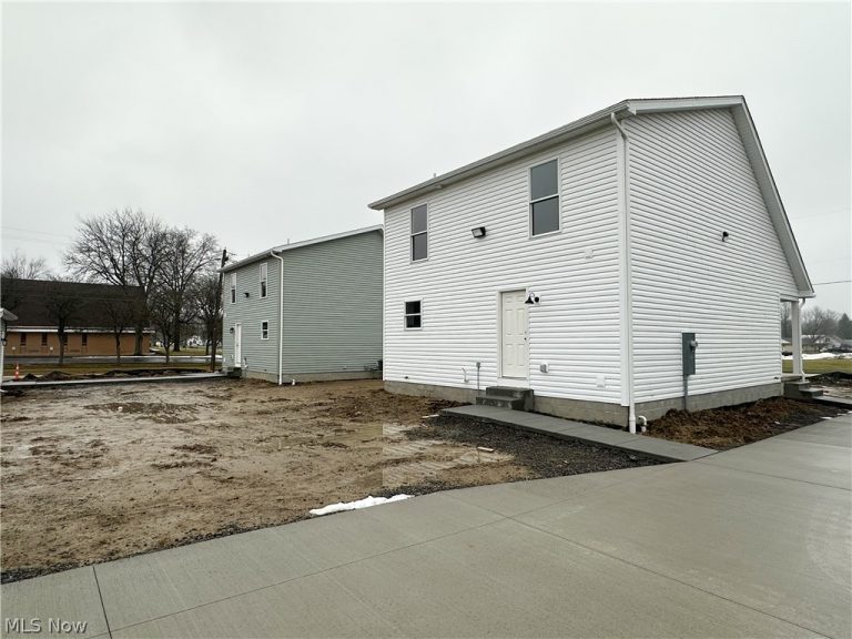 1587 Drexel Avenue, Warren, OH - Photo 3