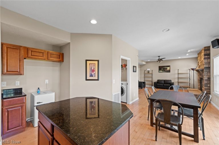 3819 Arcadia Circle, Willoughby, OH - Photo 4