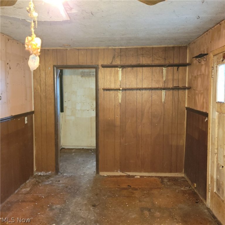 5820 Ash Street, Chippewa Lake, OH - Photo 6