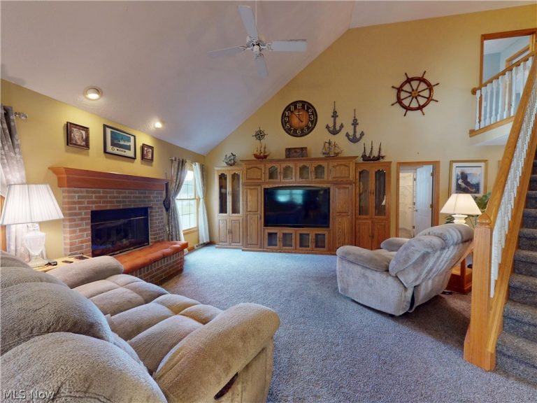 6645 Harborside Landing, Mentor, OH - Photo 2