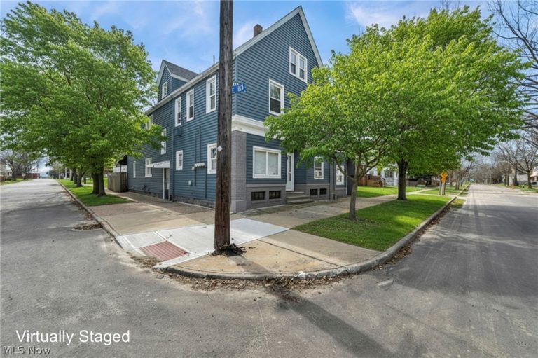 16224 Arcade Avenue, Cleveland, OH - Photo 2