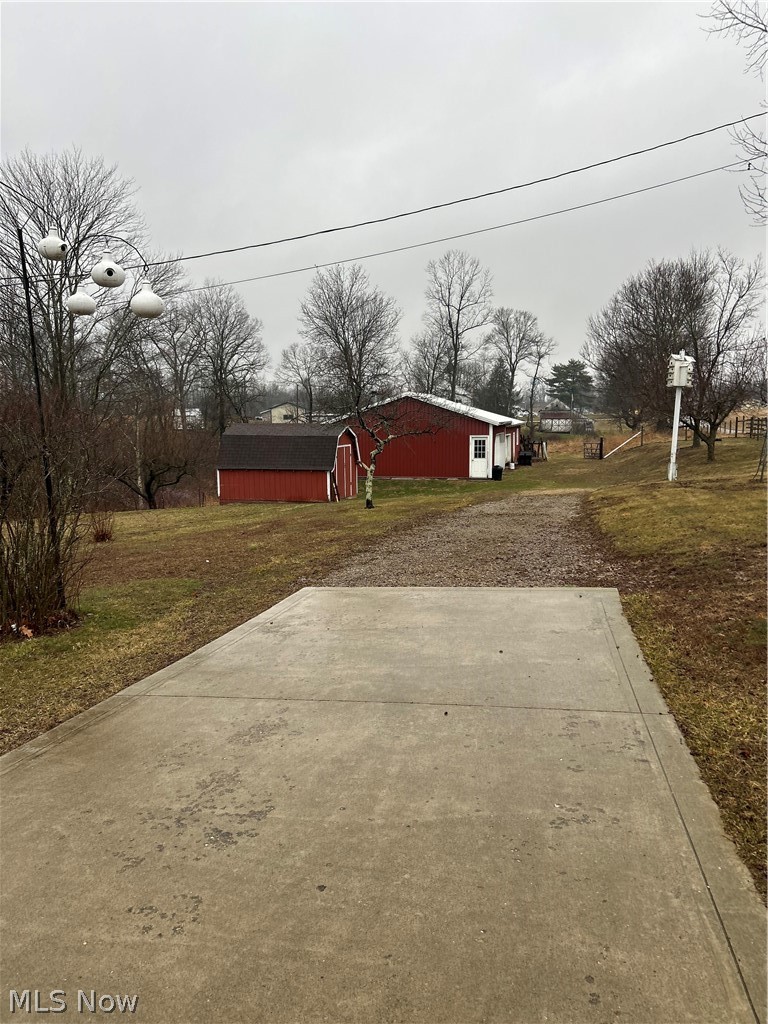 73323 Old Twenty-One Road, Kimbolton, OH - Photo 2