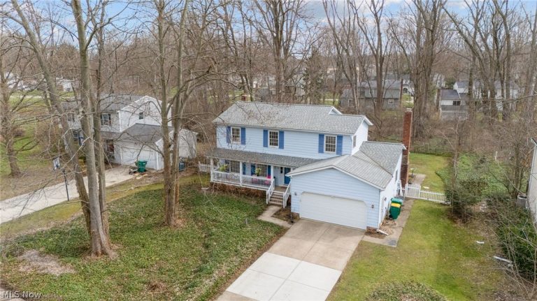 8343 Paddock Court, Mentor, OH - Photo 4