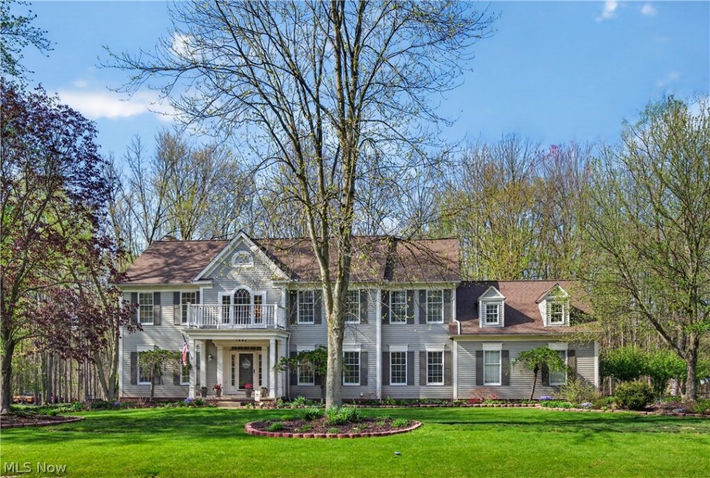7663 Herrick Park Drive, Hudson, OH