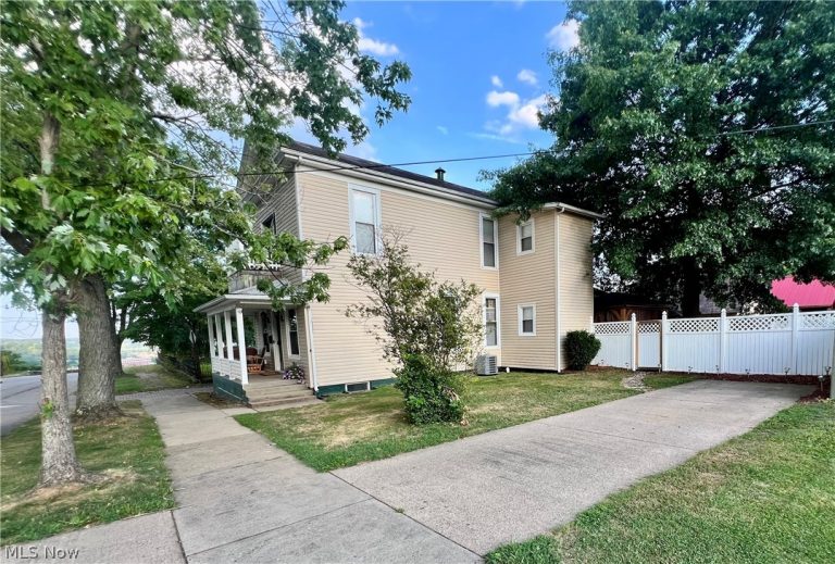 101 High Street, Marietta, OH - Photo 2