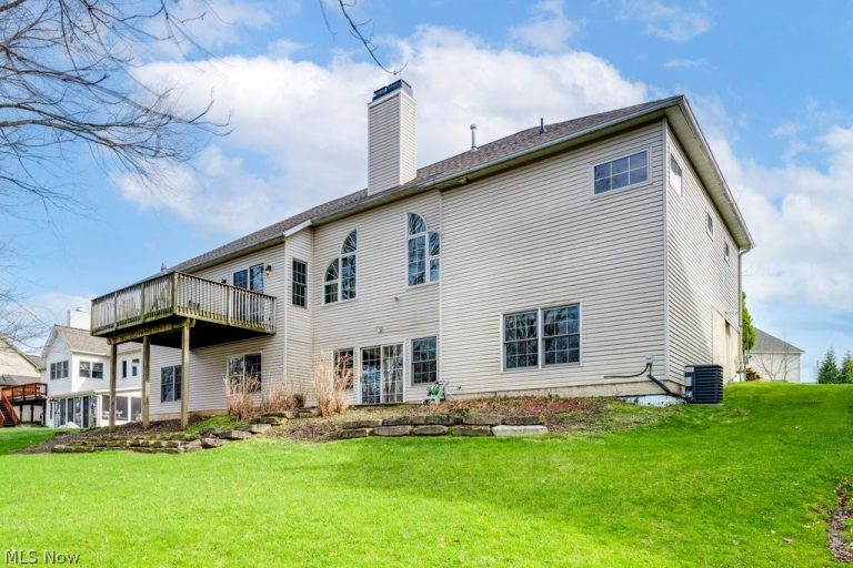 1187 Windward Lane, Kent, OH - Photo 4
