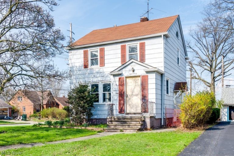 860 232nd Street, Euclid, OH - Photo 2