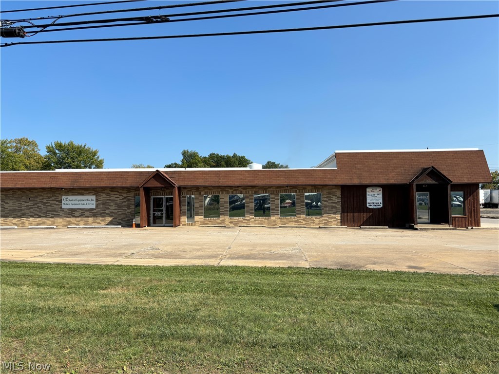 4651 State Road, Peninsula, OH