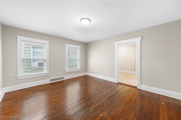 1362 83rd Street, Cleveland, OH - Photo 6