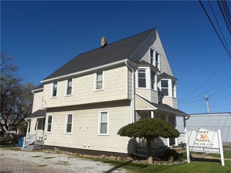 37805 Vine Street, Willoughby, OH - Photo 2