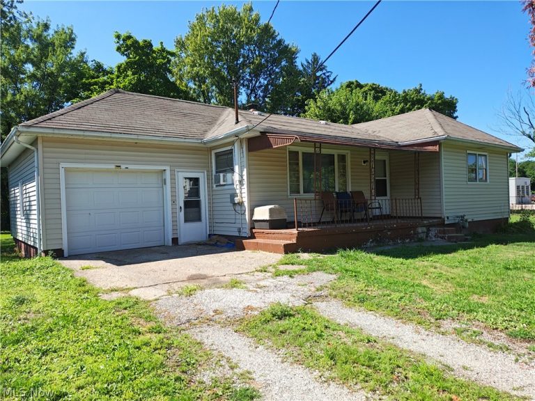 5611 Poplar Avenue, Ashtabula, OH, 44004