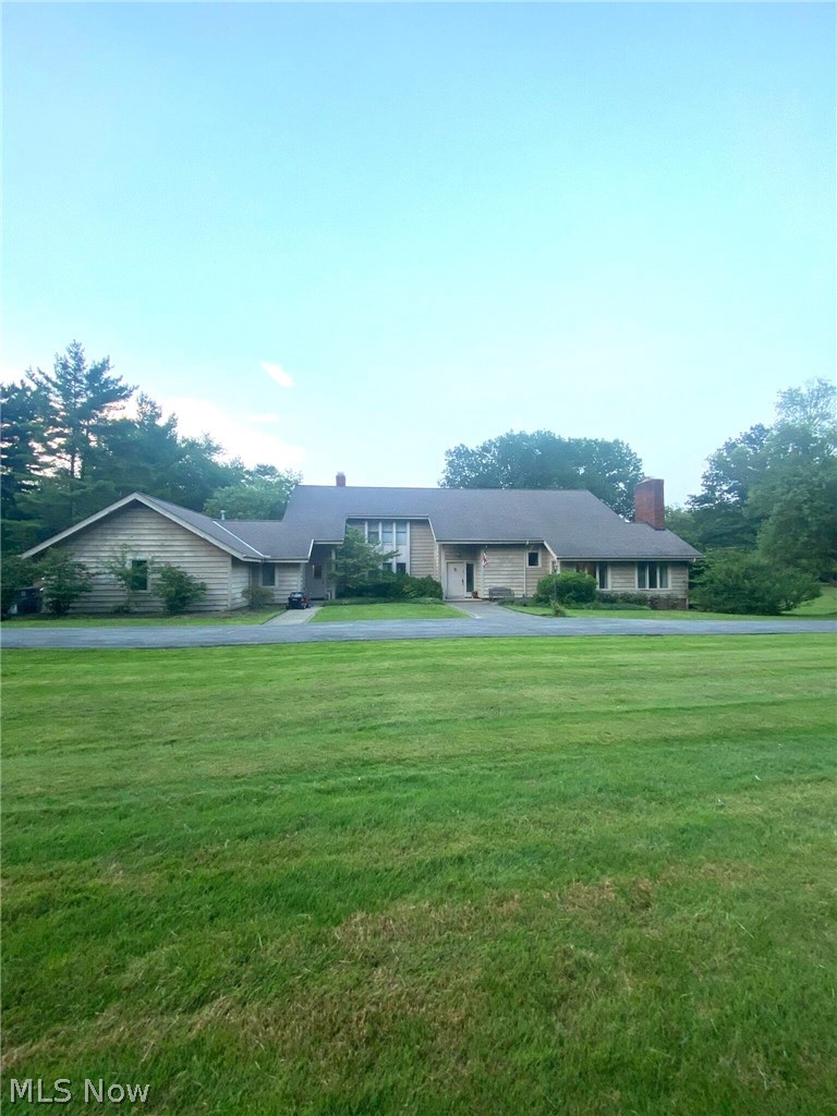 2021 Lyndway Road, Cleveland, OH, 44121