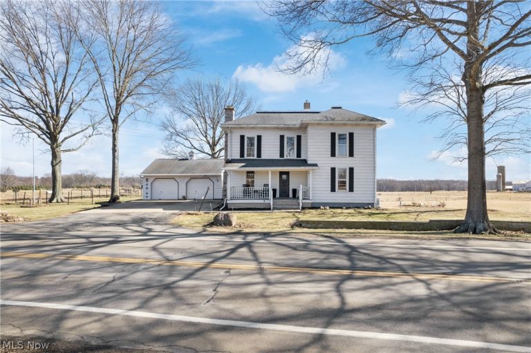 12450 Navarre Road, Navarre, OH, 44662