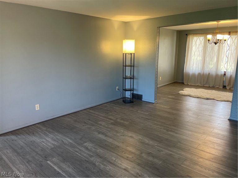 4805 Lawndale Street, Canton, OH - Photo 4