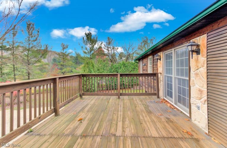 7 Choctaw Trail, Malvern, OH - Photo 4