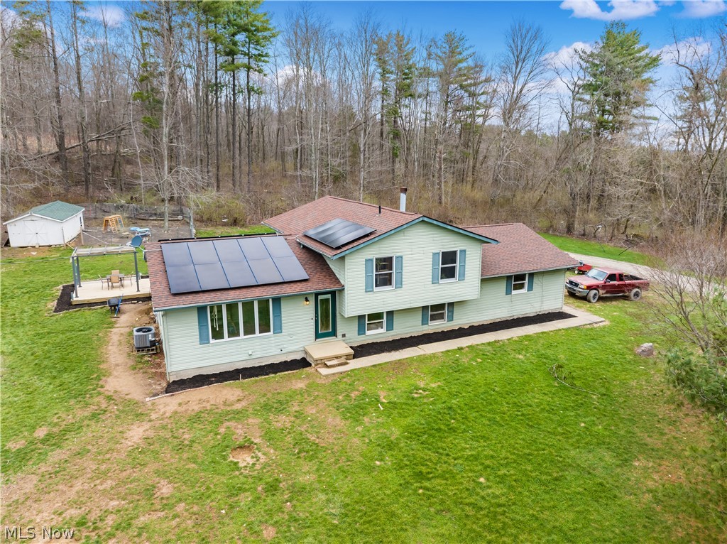 17116 County Road 298, Coshocton, OH