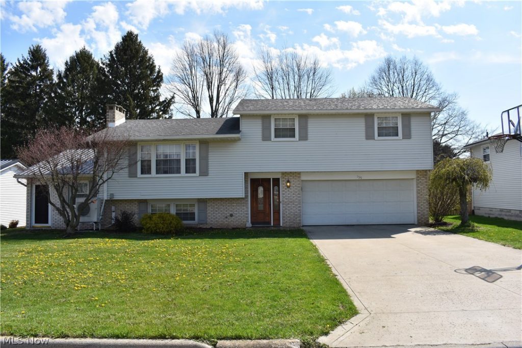 159 Poplar Avenue, Shelby, OH