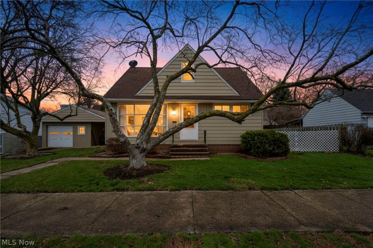 85 205th Street, Euclid, OH - Photo 2