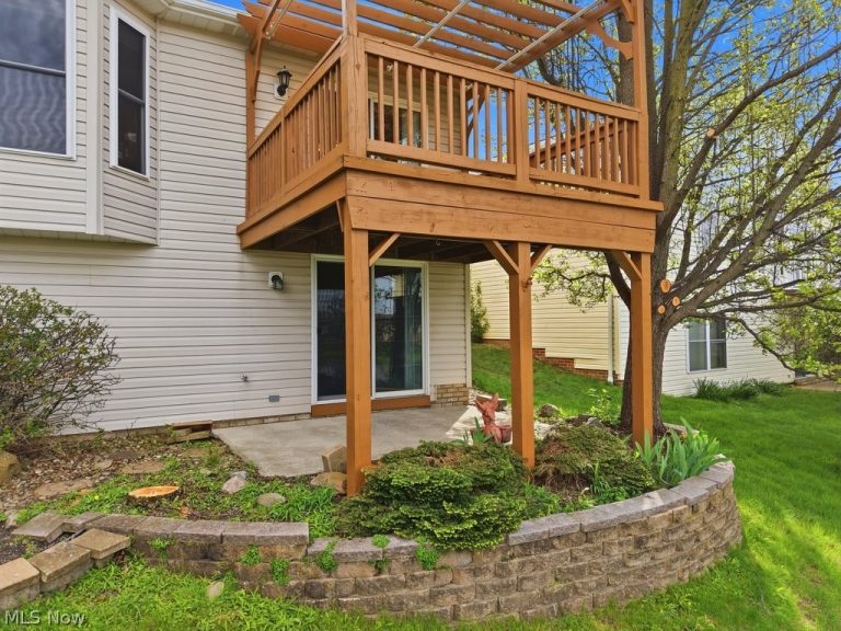 12786 Heritage Trail, North Royalton, OH - Photo 8