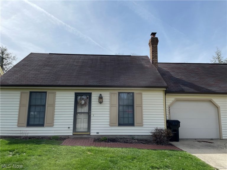 3267 Pinewood, New Waterford, OH, 44445