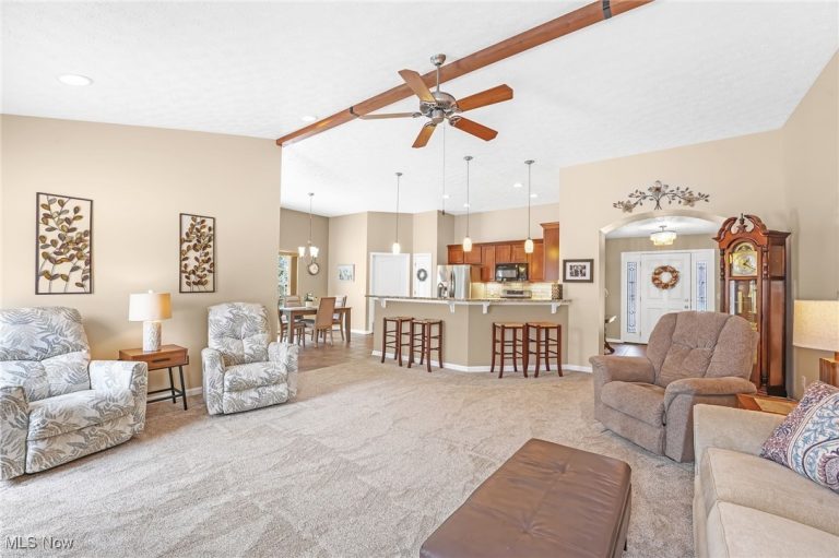 5145 Cardinal Court, Lorain, OH - Photo 2