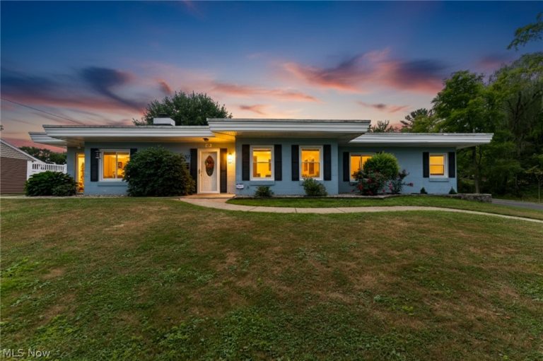 57 Belle Vista Avenue, Hubbard, OH, 44425