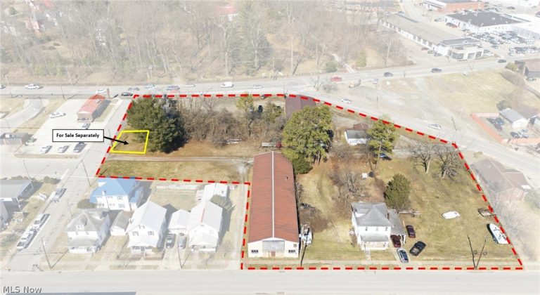 1128 7th Street, Parkersburg, WV - Photo 2