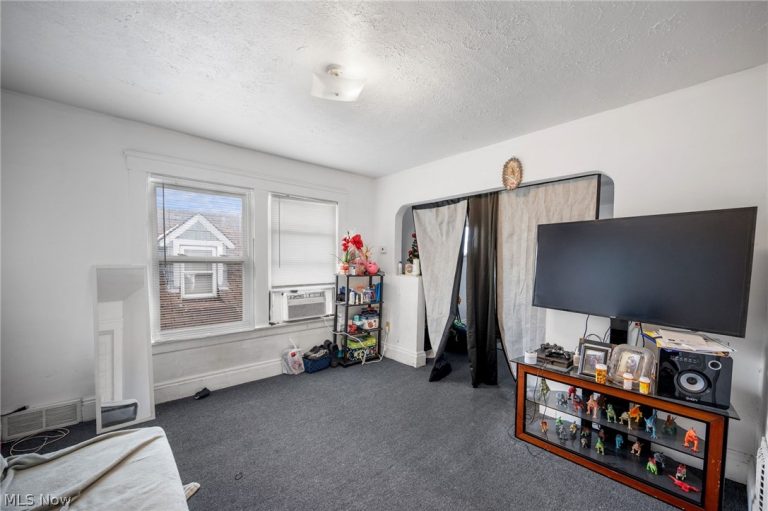 3426 65th Street, Cleveland, OH - Photo 8